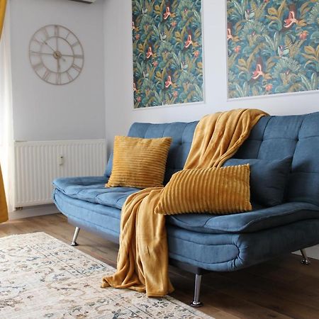 Randevu Apartment Oradea Eksteriør bilde