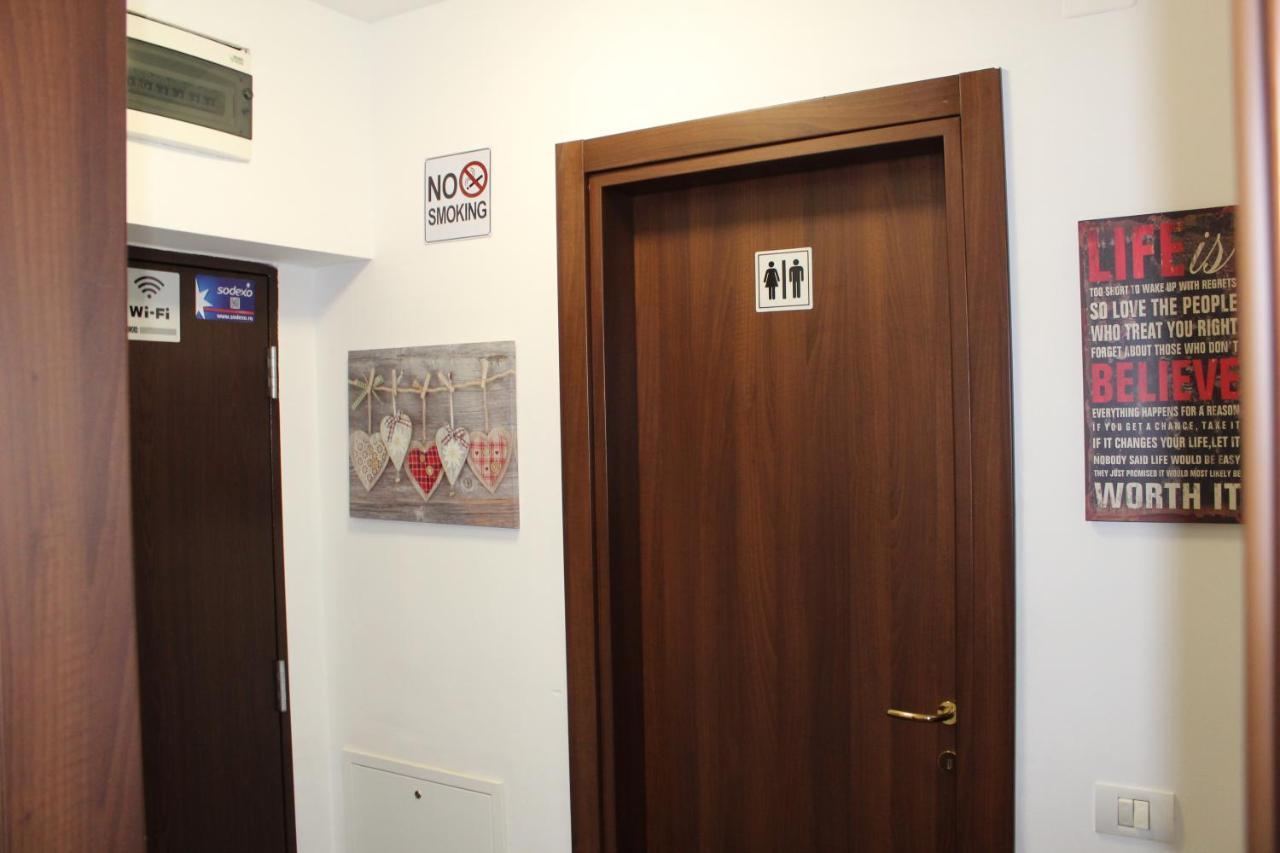 Randevu Apartment Oradea Eksteriør bilde