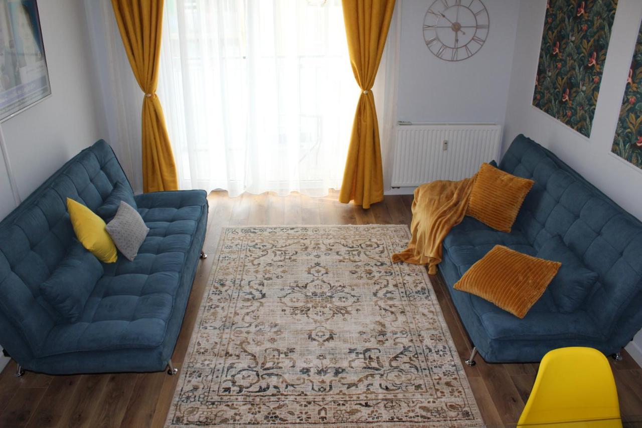 Randevu Apartment Oradea Eksteriør bilde