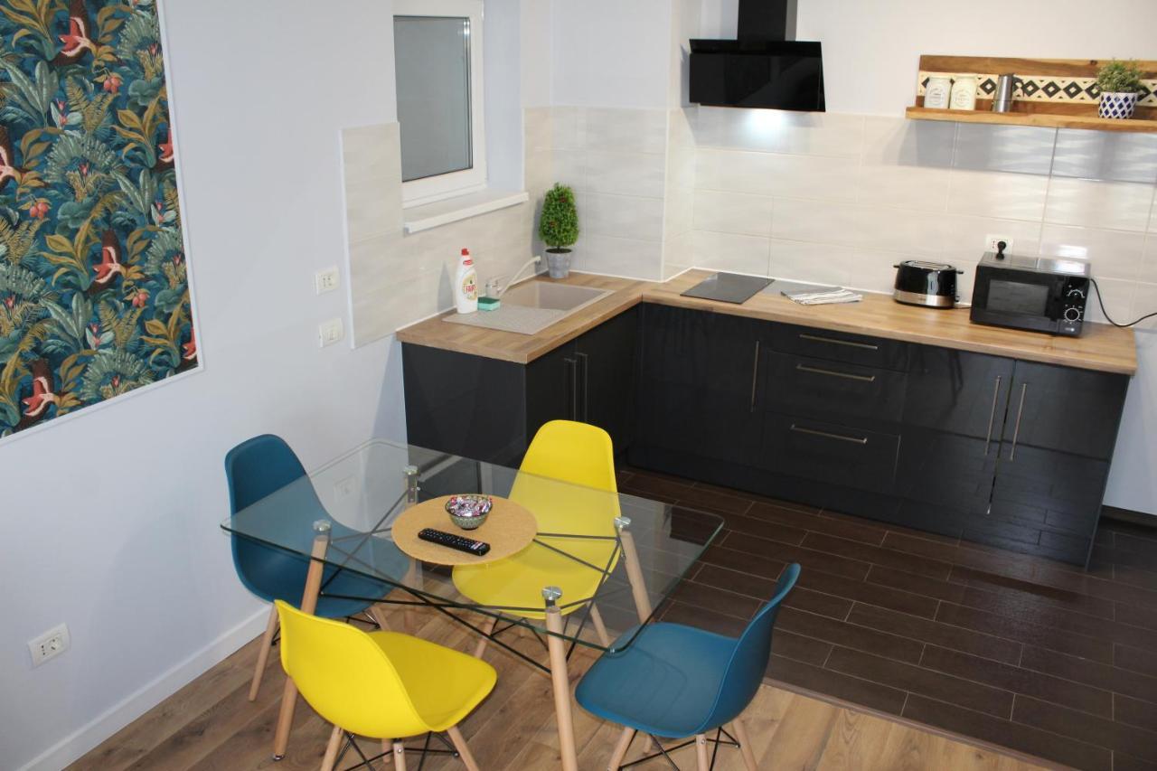 Randevu Apartment Oradea Eksteriør bilde